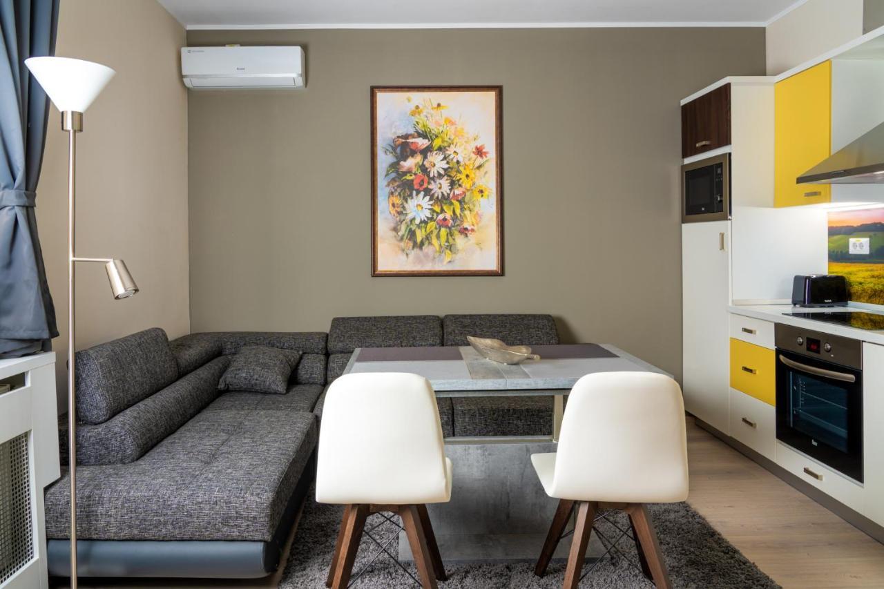 Casa 86 Appartement Boekarest Buitenkant foto